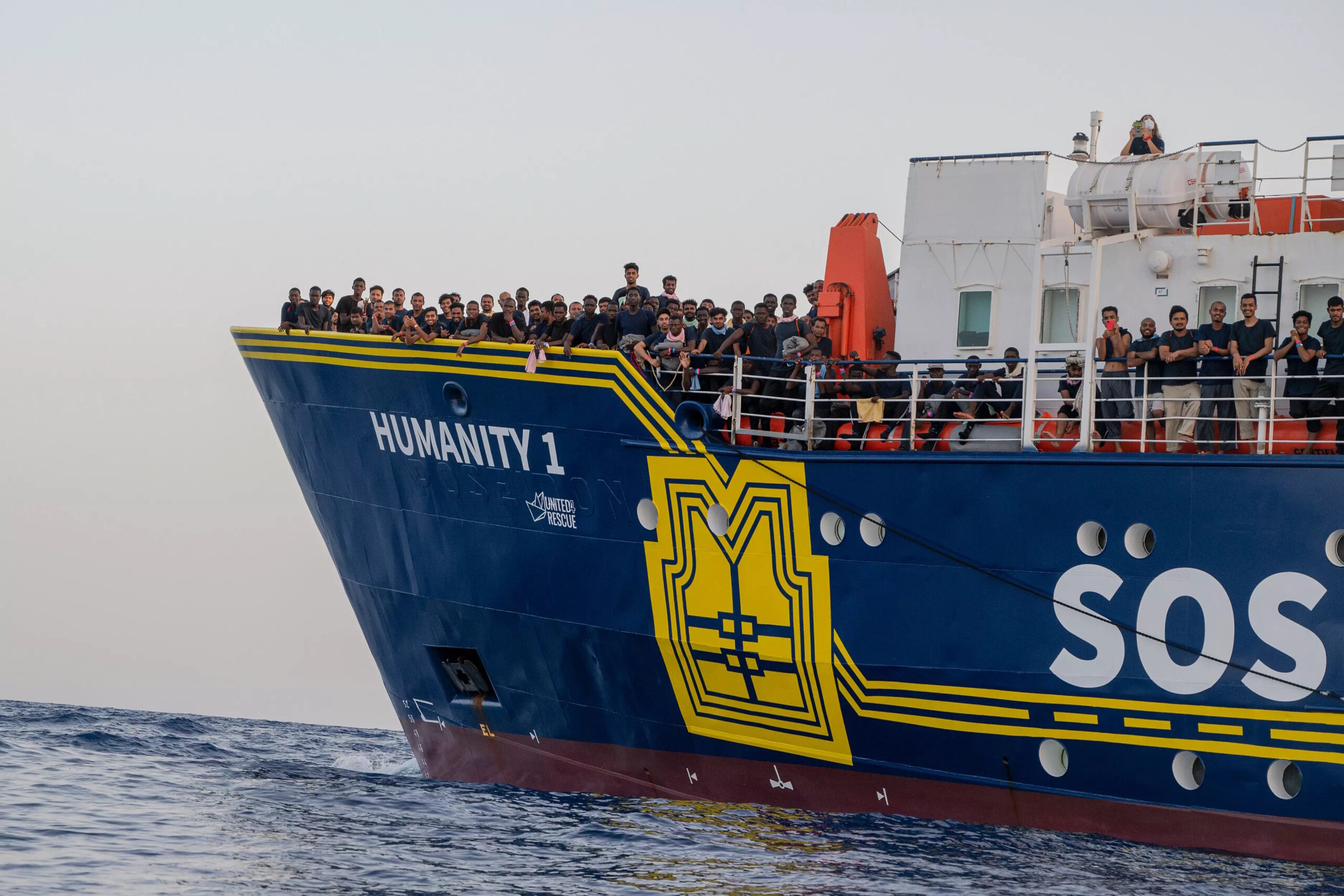 Sos Humanity e la Controversia sul Soccorso ai Migranti: Italia e Germania in un Braccio di Ferro