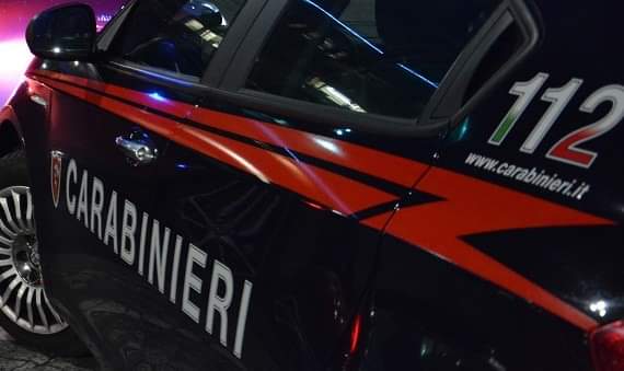 Arrestato a Roseto: Lite Coniugale si Trasforma in Violenta Aggressione a moglie e Carabinieri